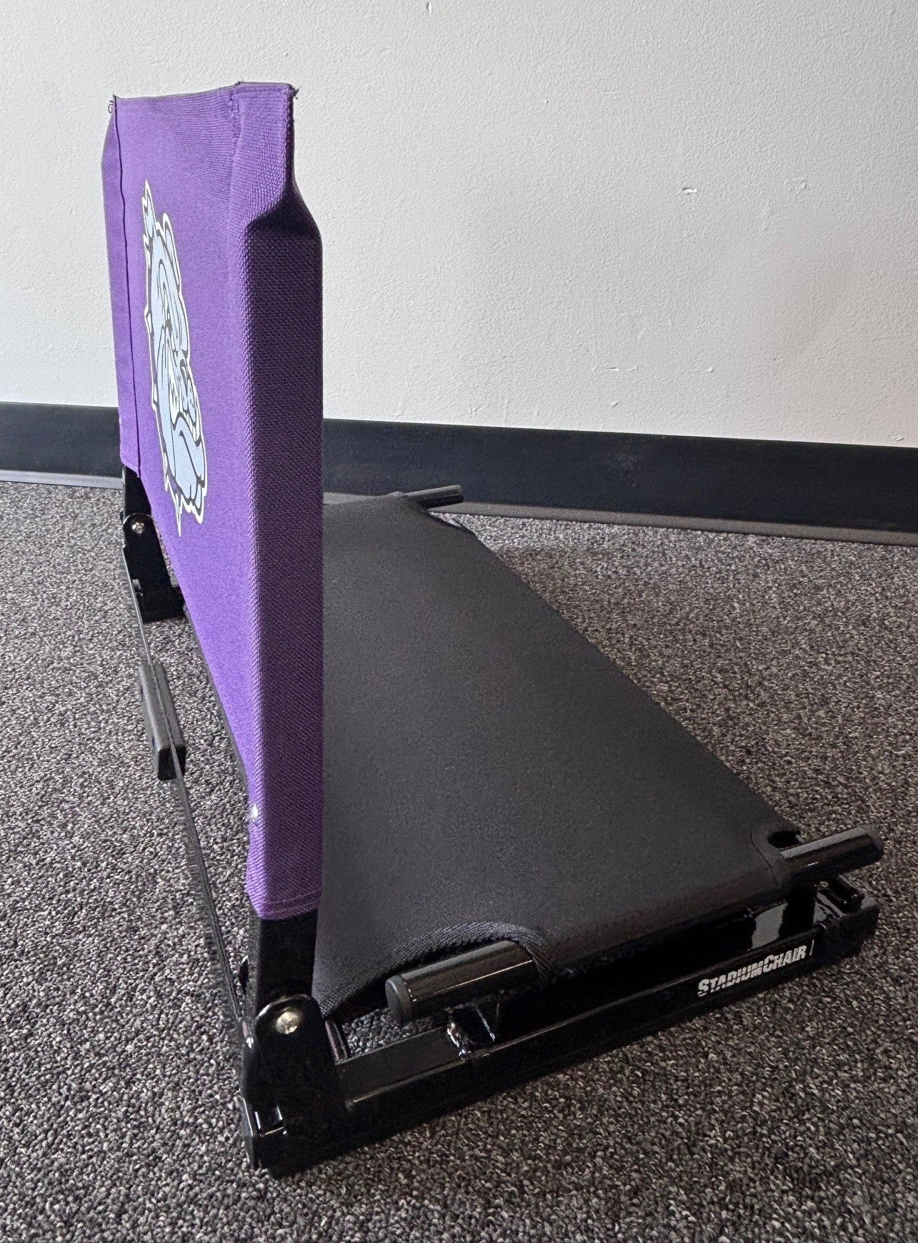 GameChanger Deluxe Bulldogs Stadium Chair